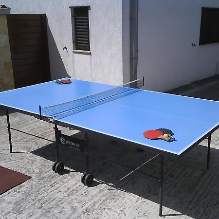 Mit Garten, Grill Und Terrasse * Τρογκίρ